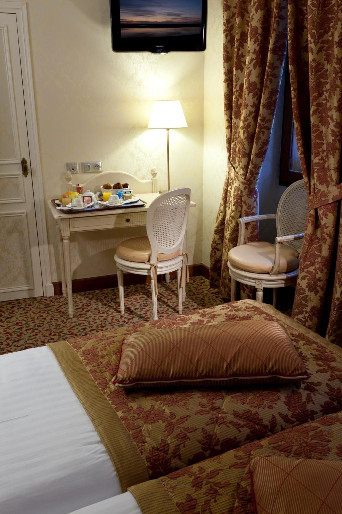 ホテル オーベルジュ サン ピエール Mont-Saint-Michel エクステリア 写真